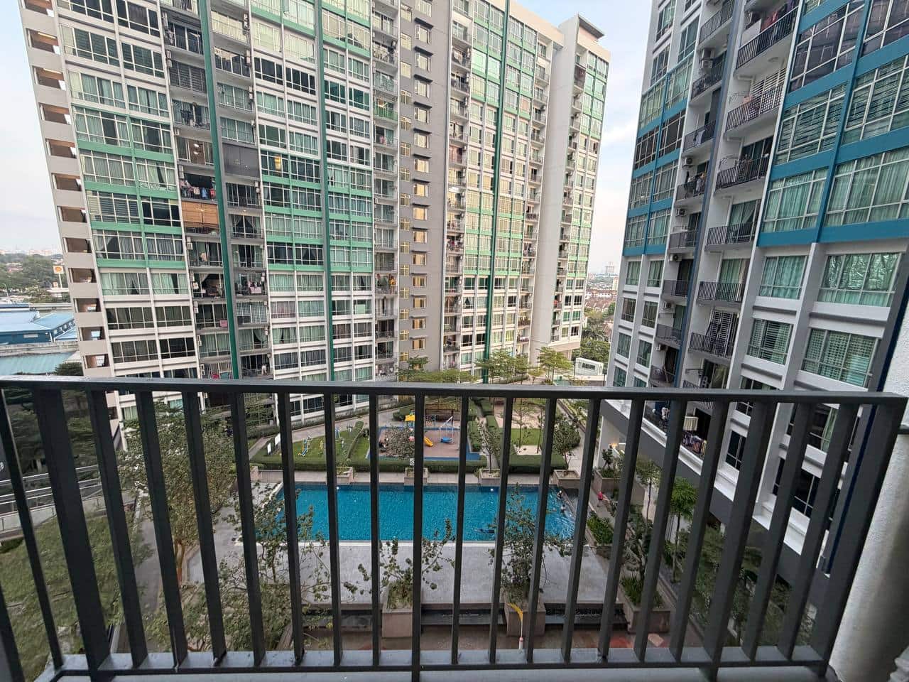 Studio Greenfield Regency 1