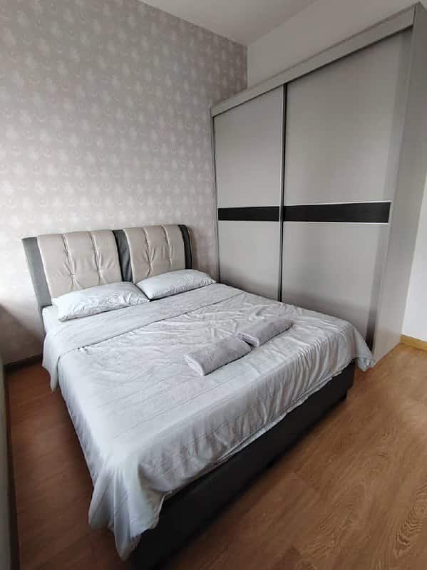 Condominium Country Garden Danga Bay 6