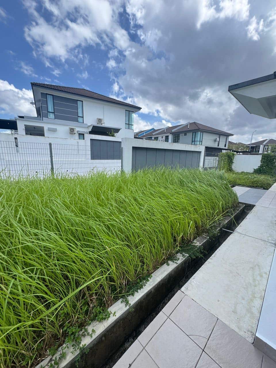 Double Storey Terrace House Austin Duta 2 6