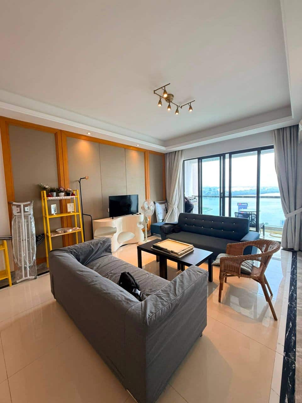 Condominium R&F Princess Cove Phase 1 2