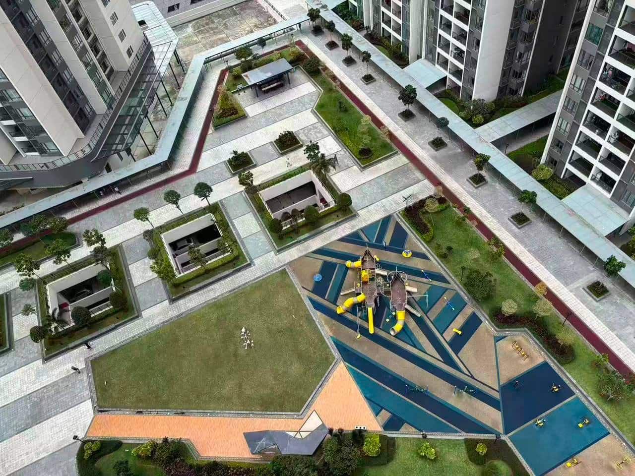 Condominium R&F Phase 2 3