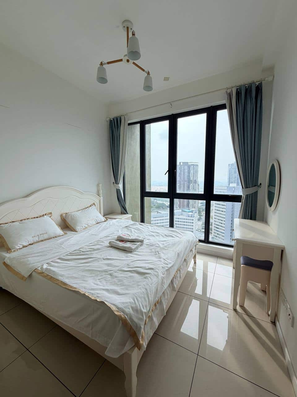 Condominium Elysia Park Residence 3