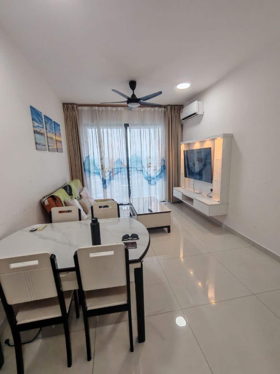 Condominium Country Garden Central Park 1