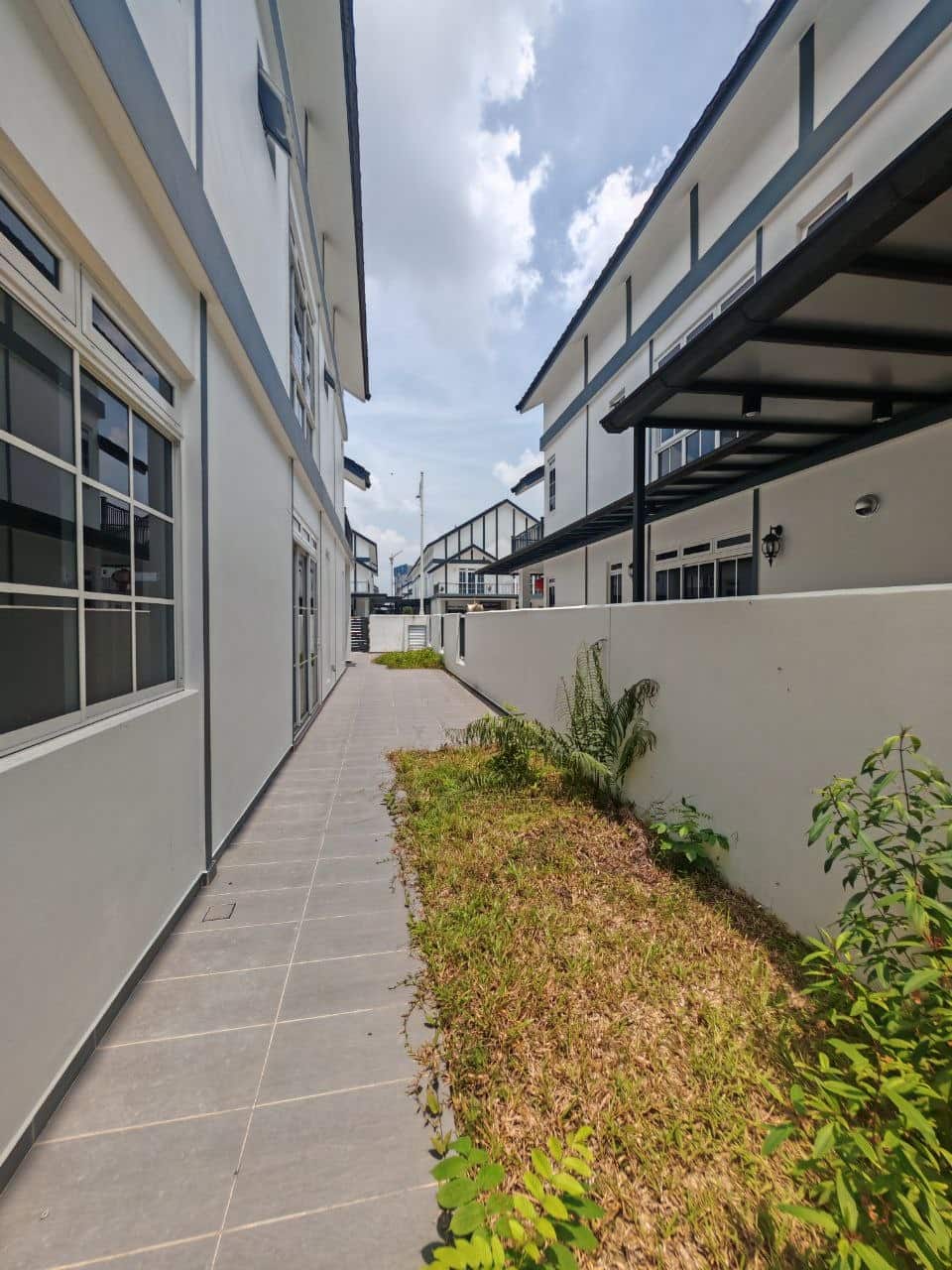 Double Storey Cluster Terrace House Eco Spring 2 6