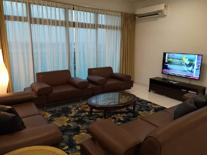 Premium Suites Bukit Indah 3