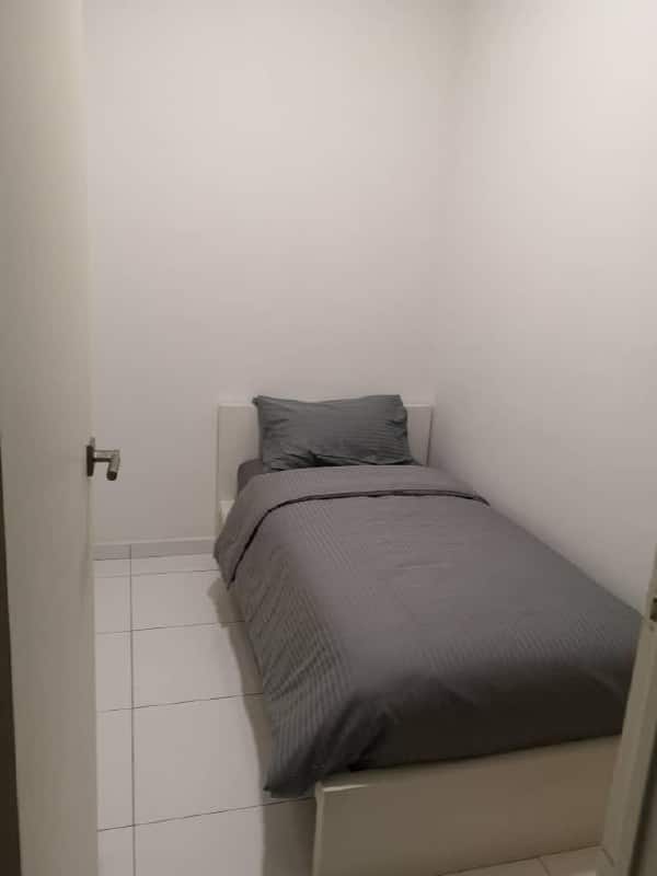 Premium Suites Bukit Indah 7