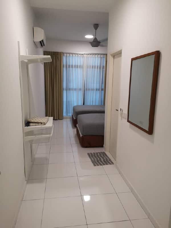Premium Suites Bukit Indah 5