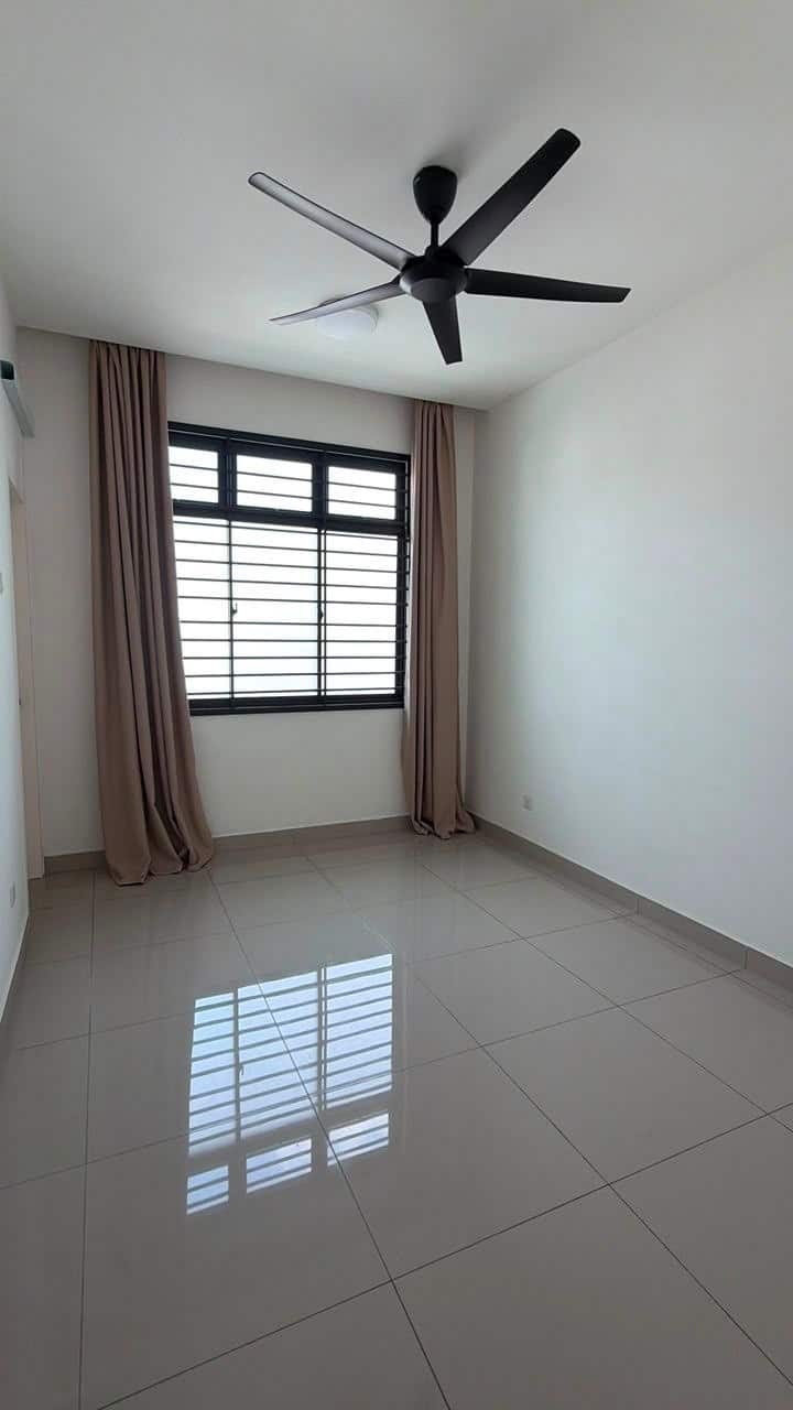 2-Storey Endlot Terrace Green Avenue Adda Heights 4