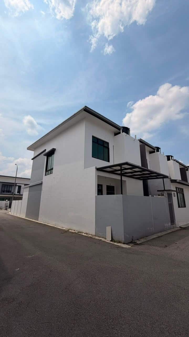 2-Storey Endlot Terrace Green Avenue Adda Heights 2