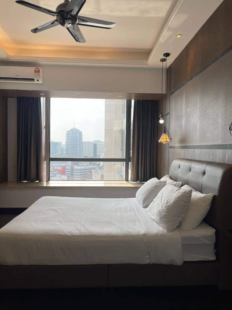 Condominium R&F Princess Cove 3