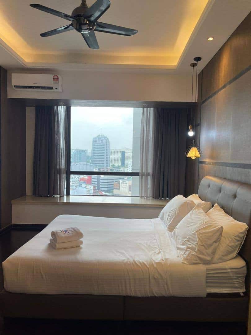 Condominium R&F Princess Cove 4