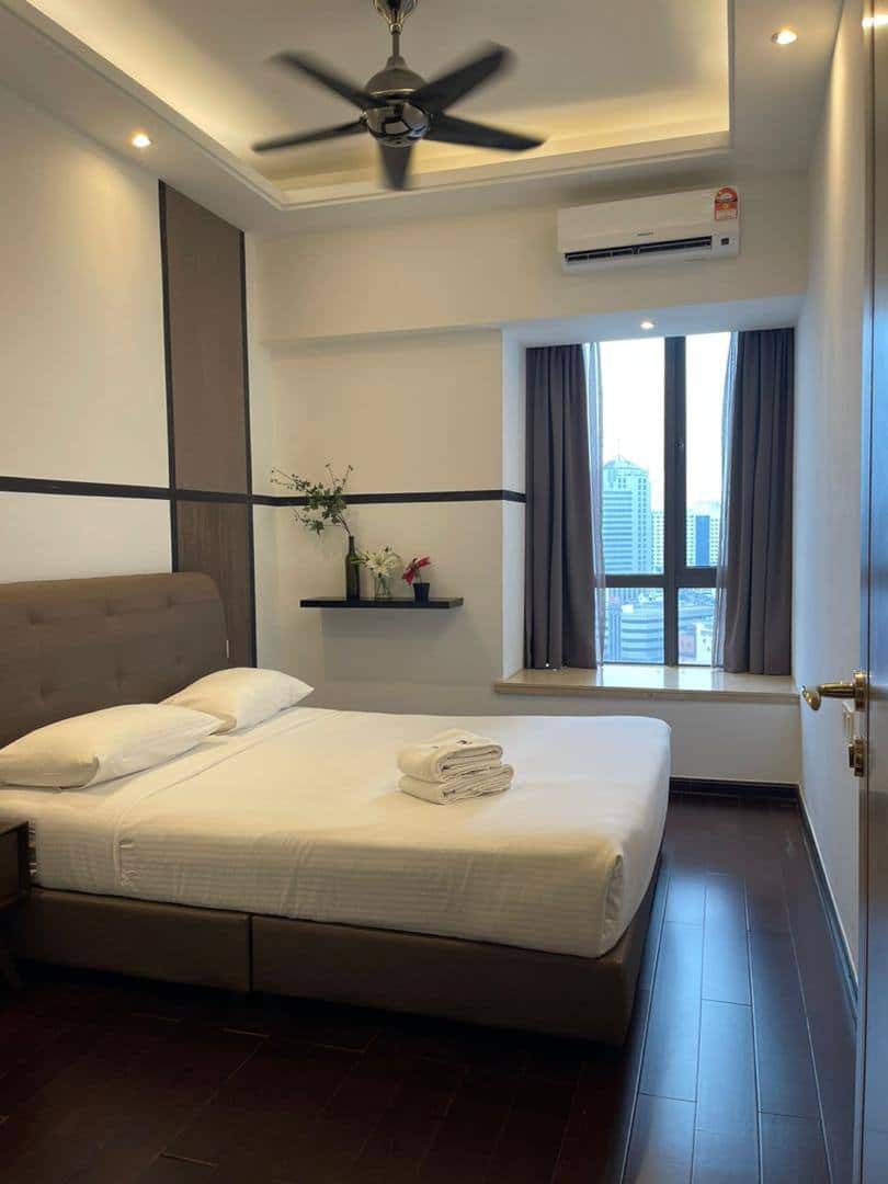 Condominium R&F Princess Cove 5