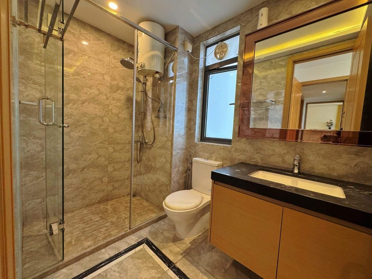 Condominium R&F Princess Cove Phase 1 8