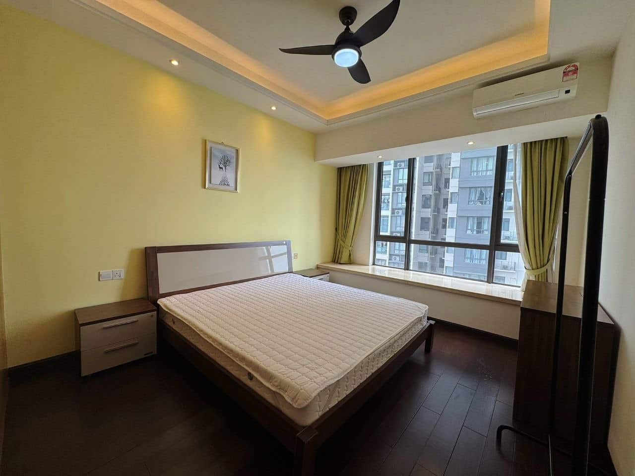 Condominium R&F Princess Cove Phase 1 4