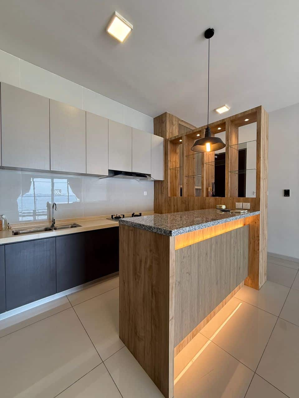 Condominium Country Garden Danga Bay 2