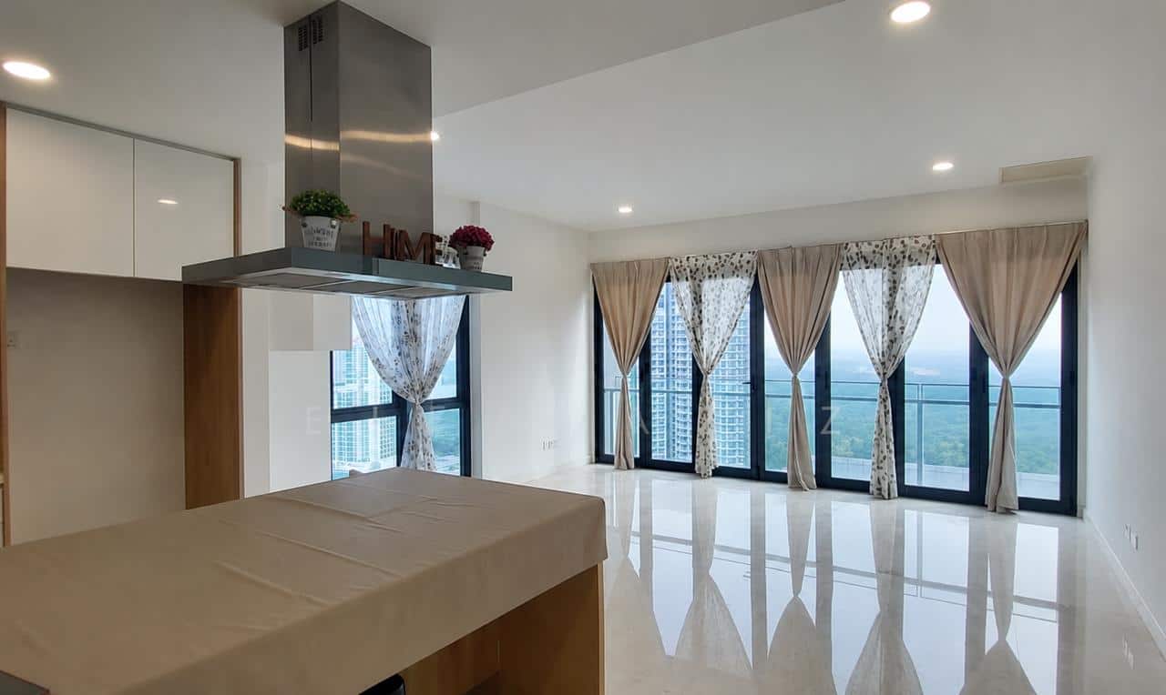 Condominium Puteri Harbour 2
