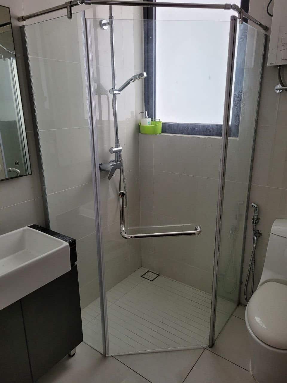 Condominium Danga Bay 11