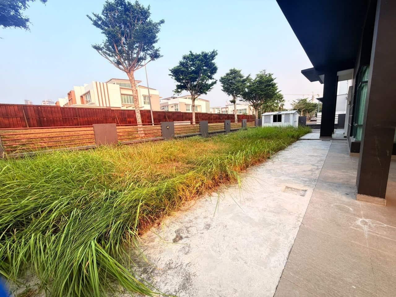 Double Storey Corner House Ponderosa Vista 5