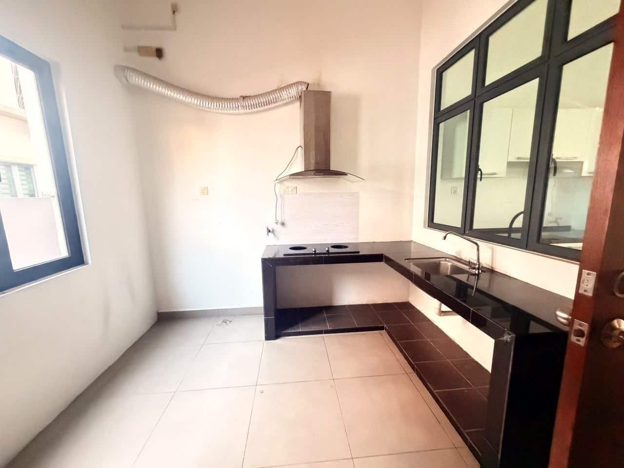 Double Storey Corner House Ponderosa Vista 9