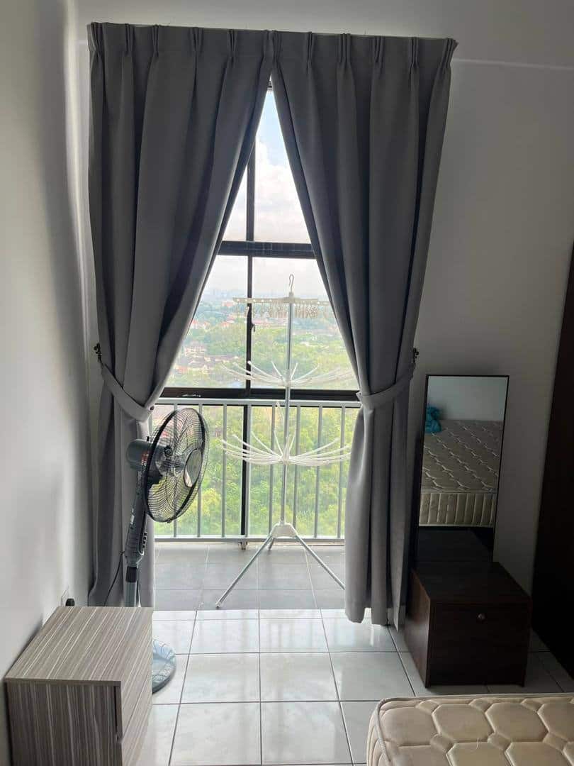 Apartment Residency Larkin Indah 5