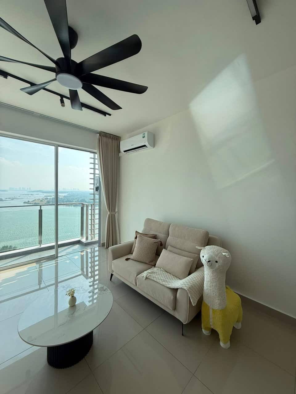 Condominium Danga Bay 2