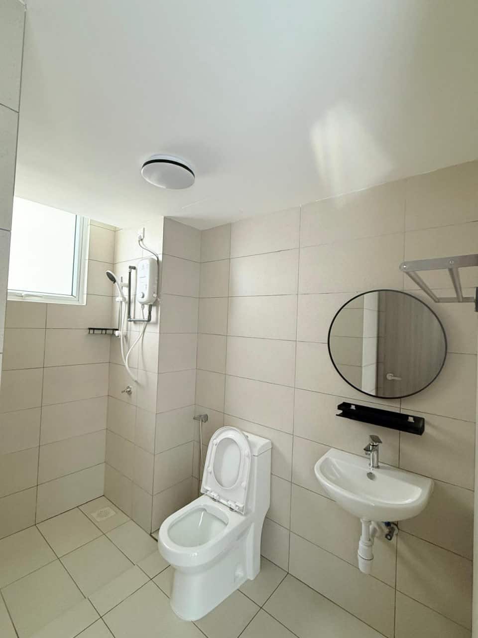 Condominium Danga Bay 8