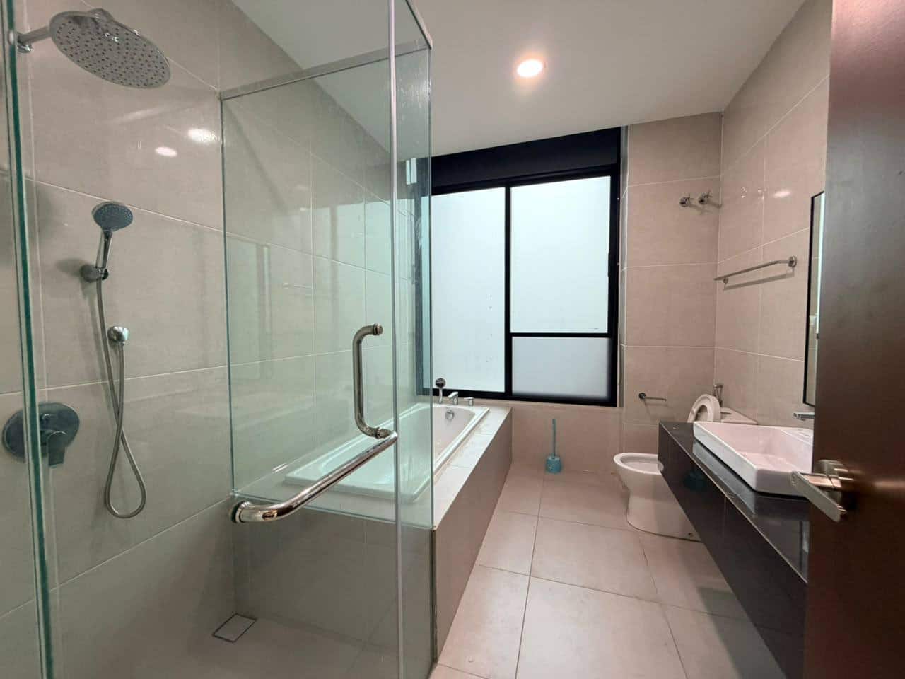 Double Storey Superlink House Iskandar Puteri 10