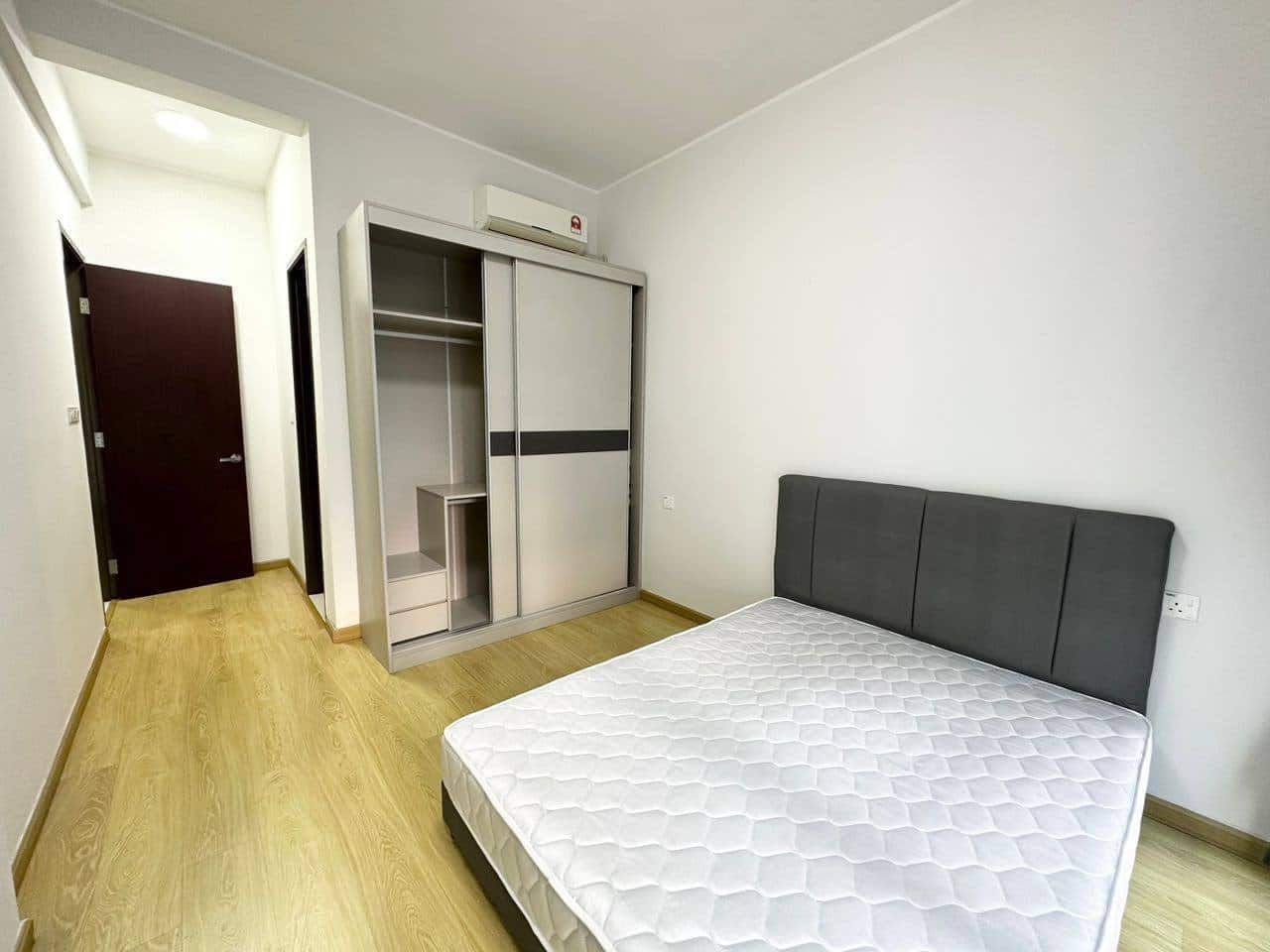 Condominium Amberside @ Country Garden Danga Bay 4