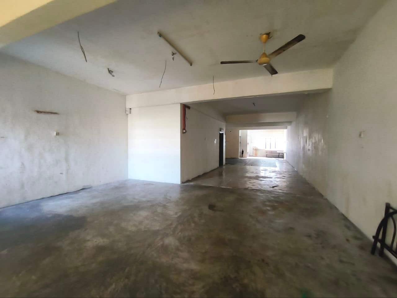 4-Storey Shoplot Bandar Indahpura 3