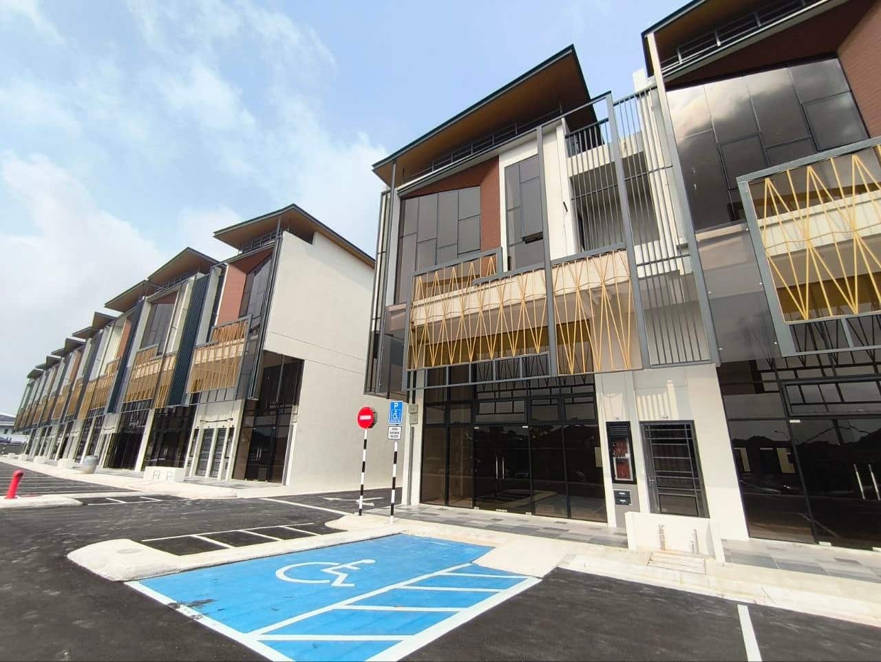 2-Storey Shoplot - End Lot Indah Prime 2 @ Bukit Indah Phase 1 1