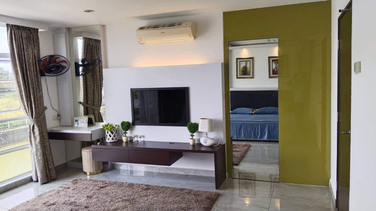 3-Storey Villa Seri Austin 4