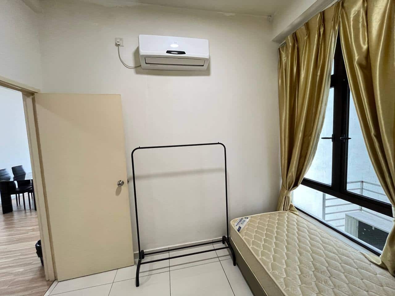 Condo Kempas Utama 4