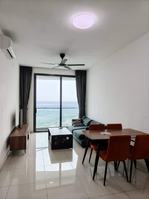 Condominium Macrolink Medini 1