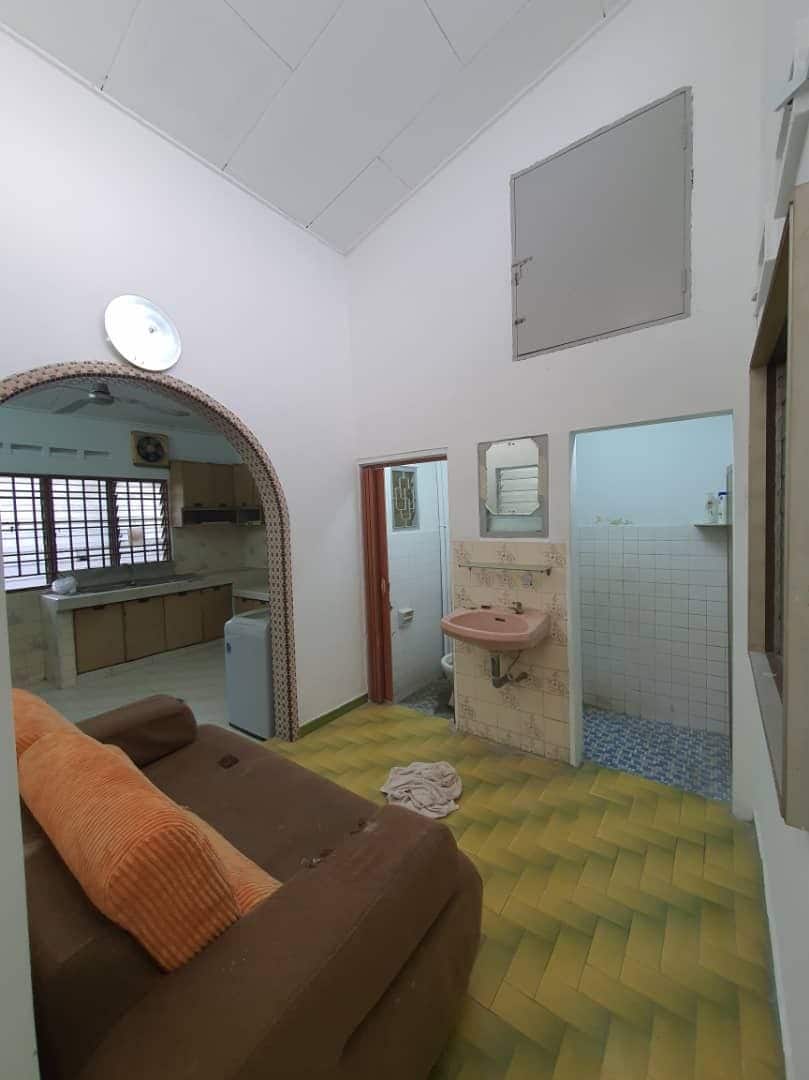 Single Storey House Taman Abad 6