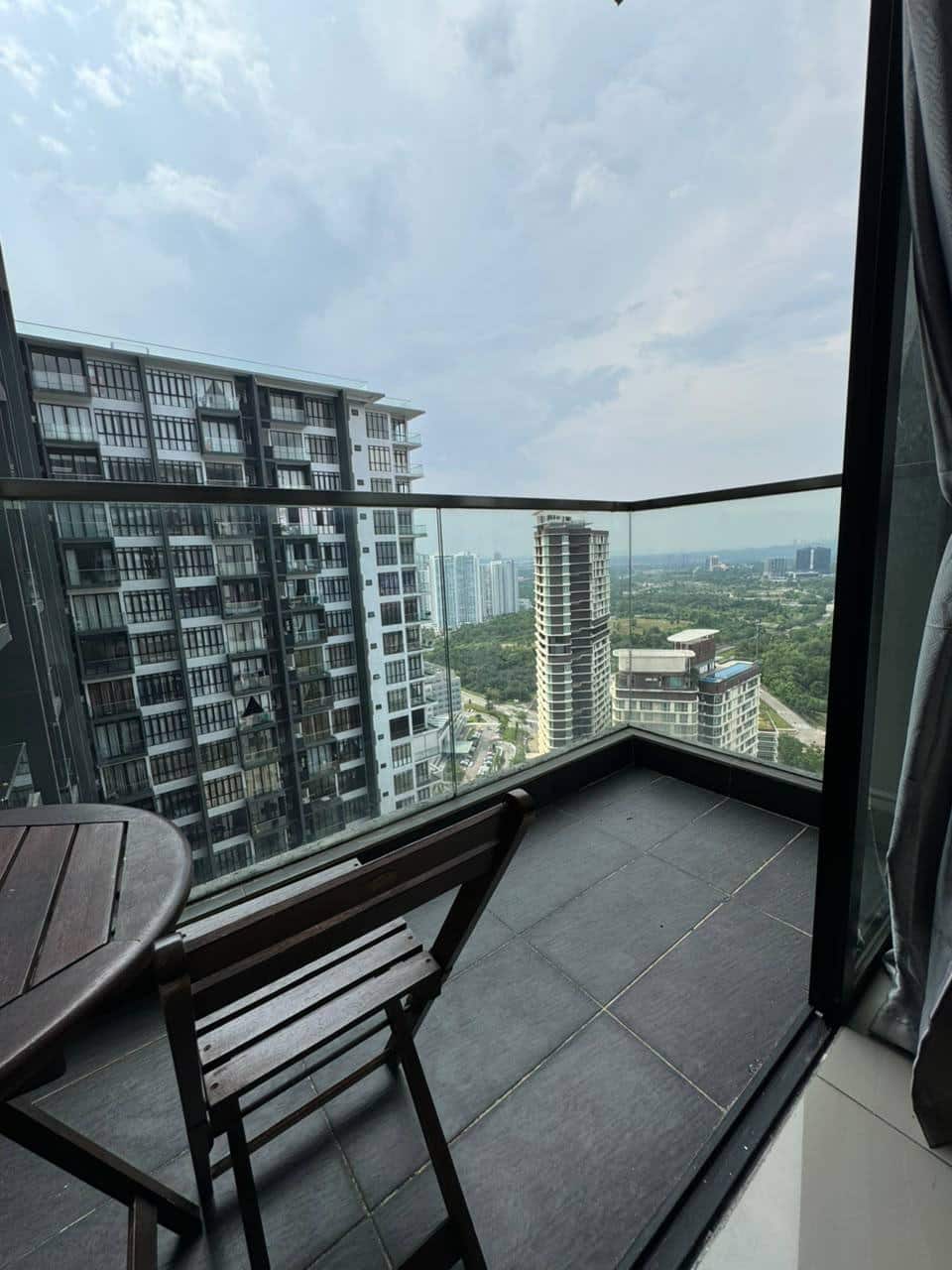 Condominium Medini 7