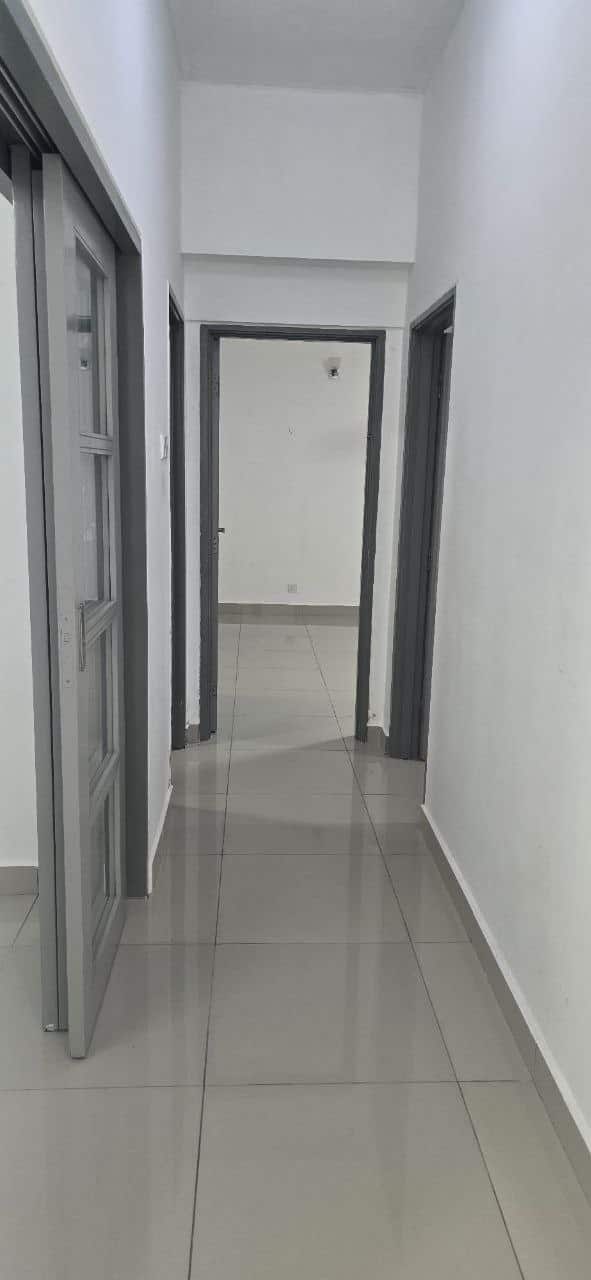Condo Danga Bay 6