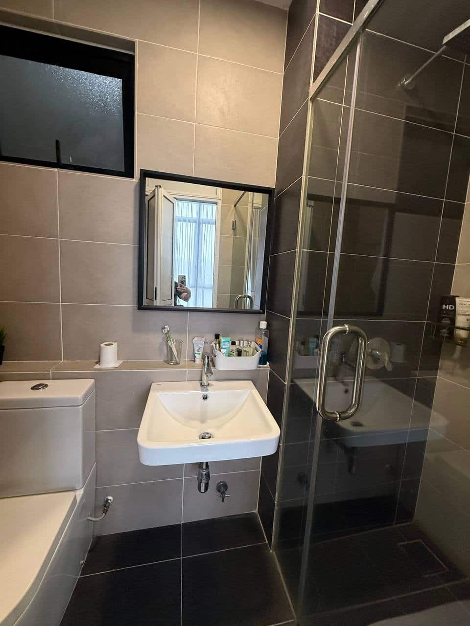 Condo D'pristine Medini 9