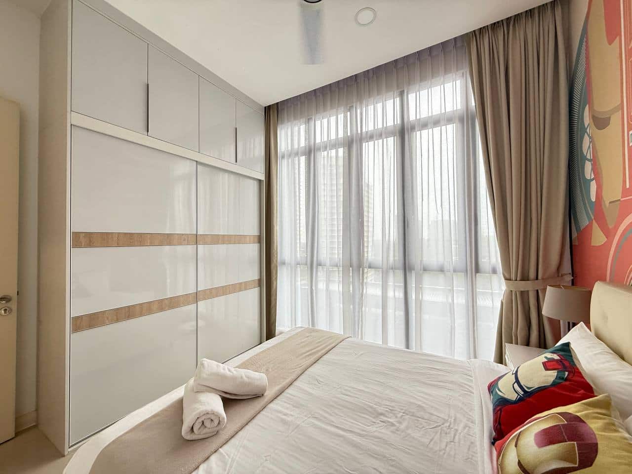 Condo D'pristine Medini 3
