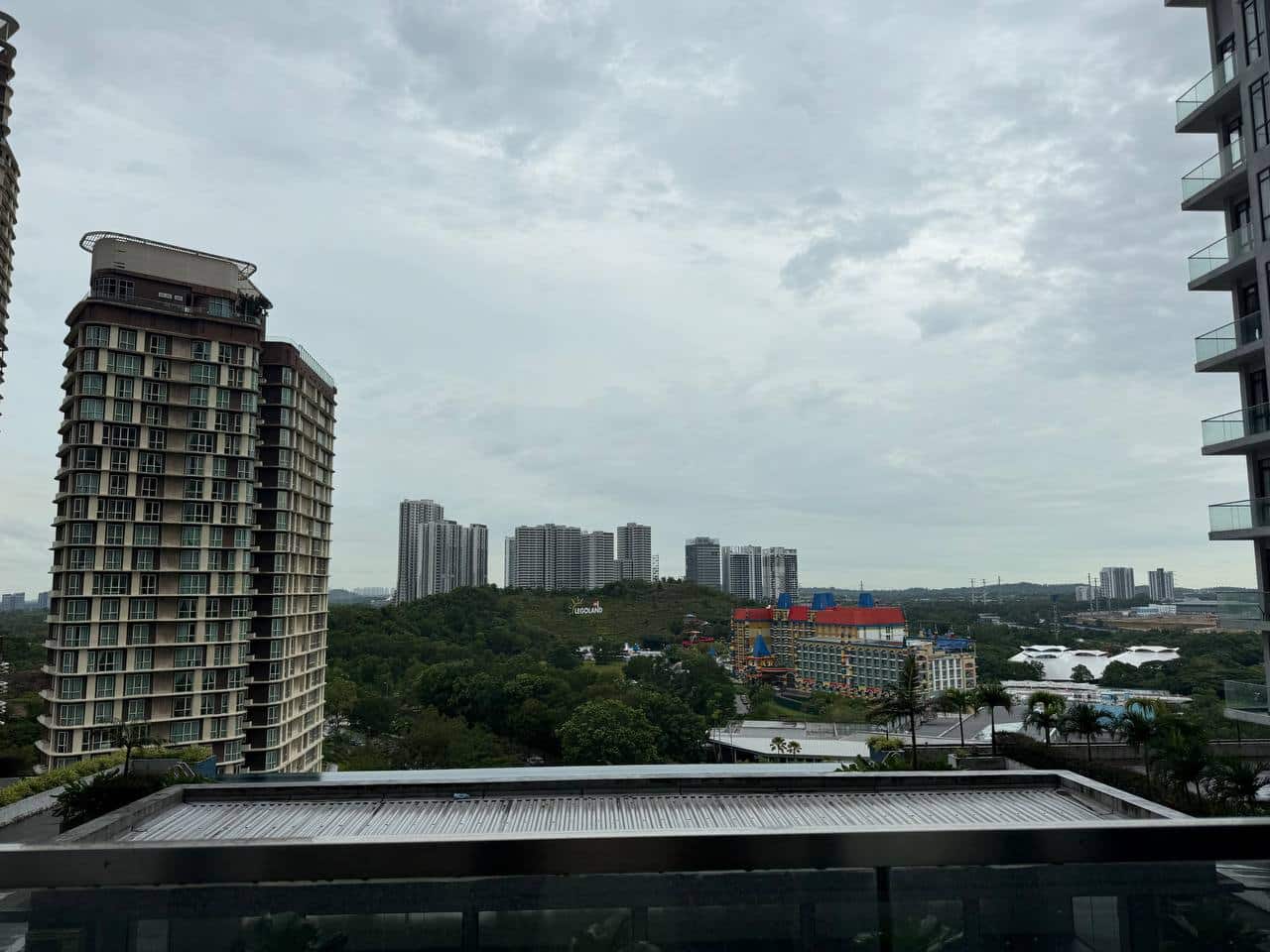 Condo D'pristine Medini 7