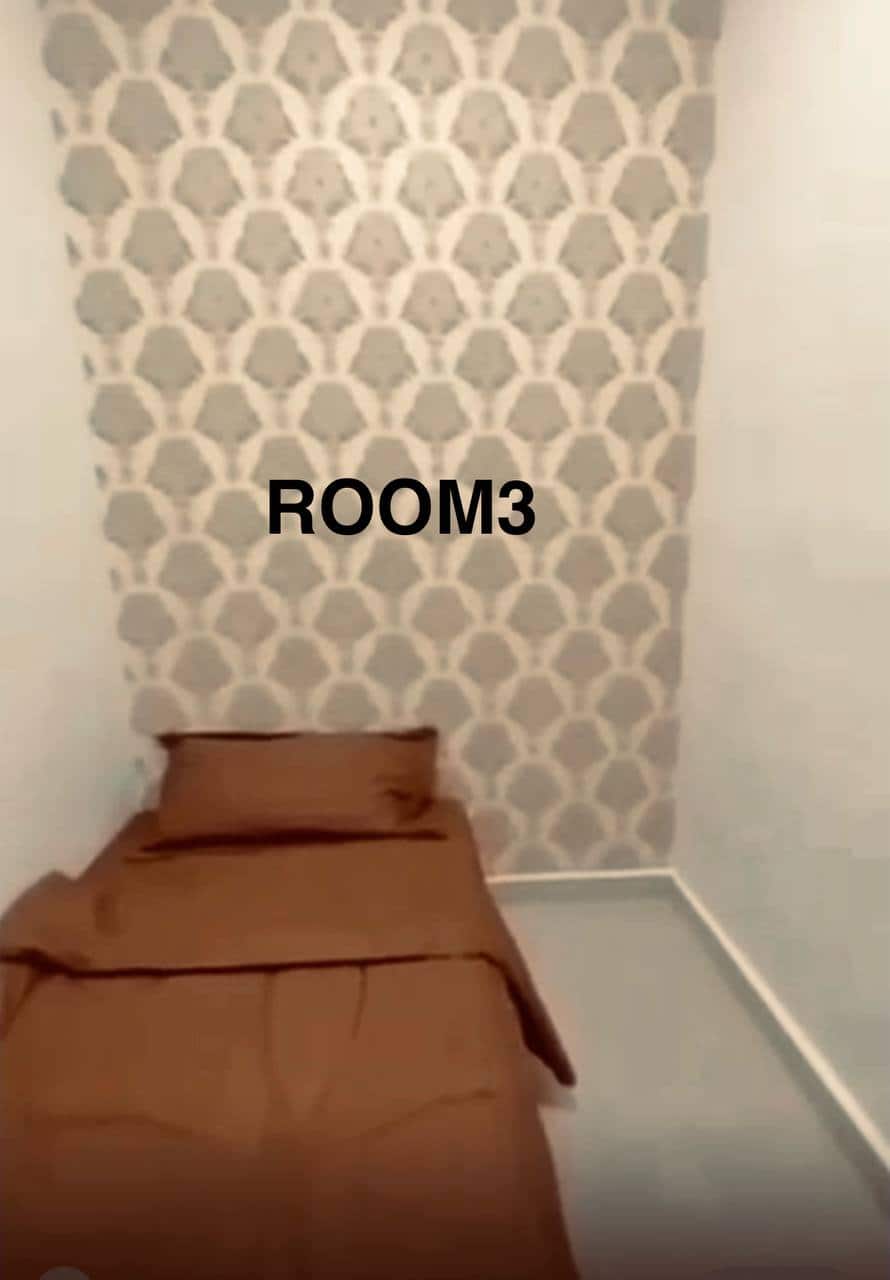 Service Apartment Paragon Suites 8