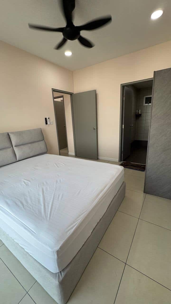 Condominium One 49 Residence 8