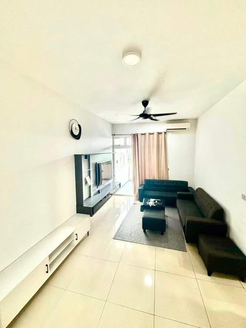 Room For Rent / 房间出租 / Bilik Sewa

Country Garden … 1