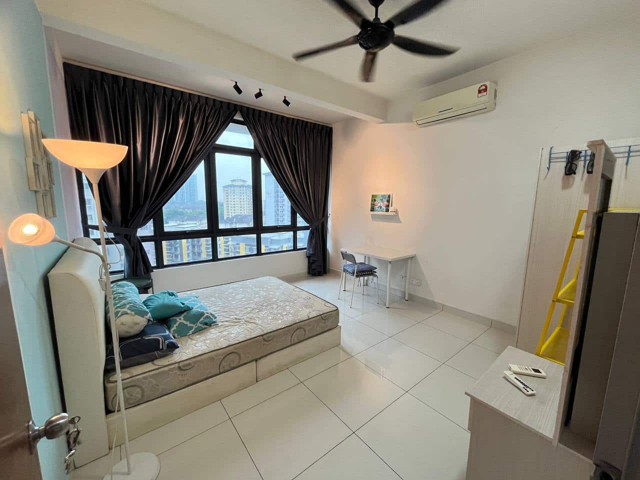 For RENT

🚌 各种房款, weekend楼下有早市

Botanika at Tebrau… 2