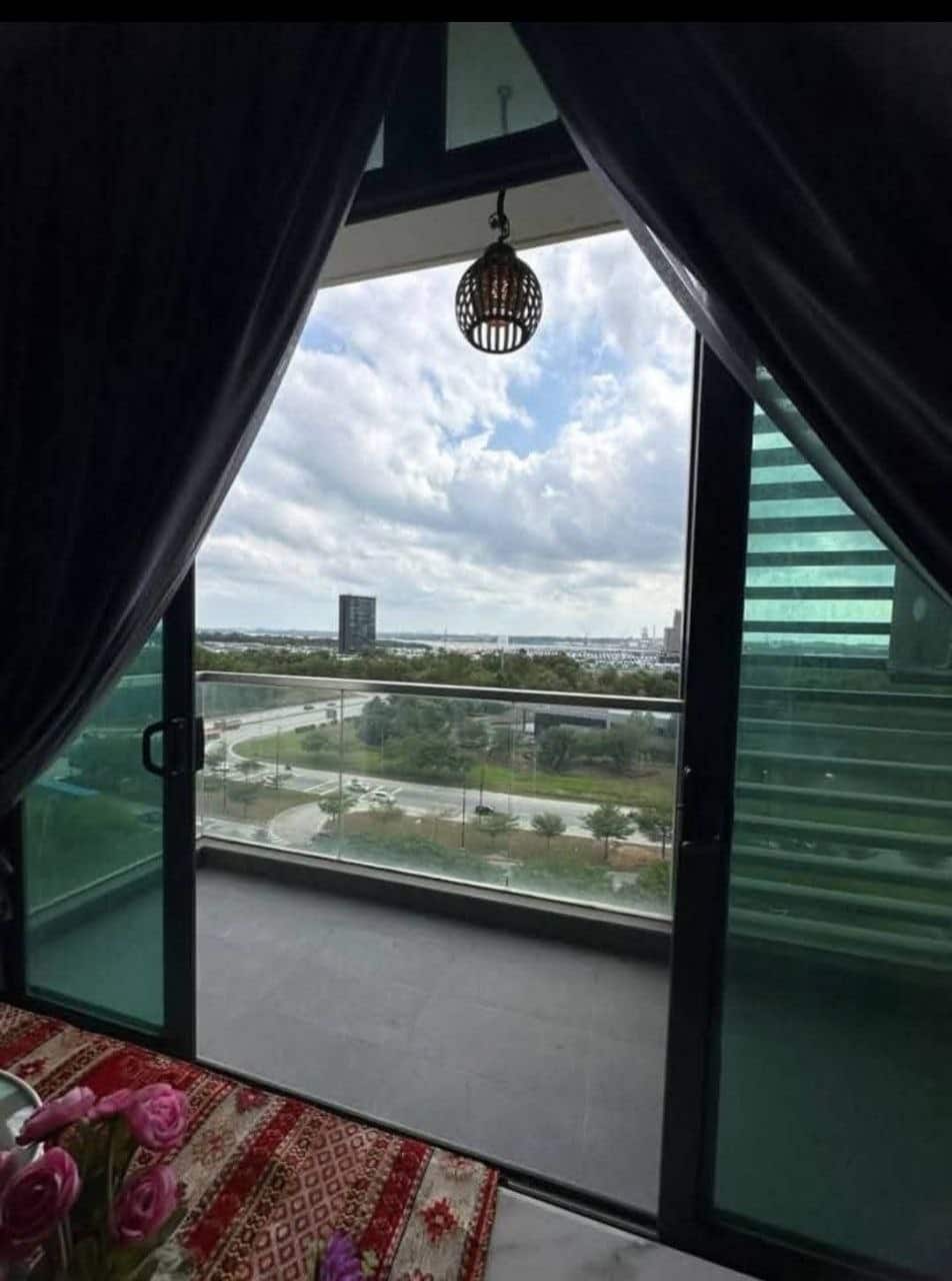 FOR SALE/RENT
🏢 Green Haven Service Apartment
📍 Ko… 6