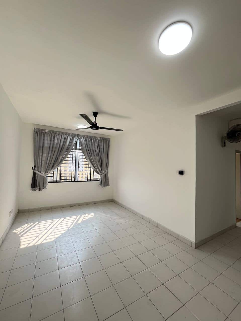 For RENT

😲Molek 3房还有这种价钱

Seri Molek Perdana apar… 2