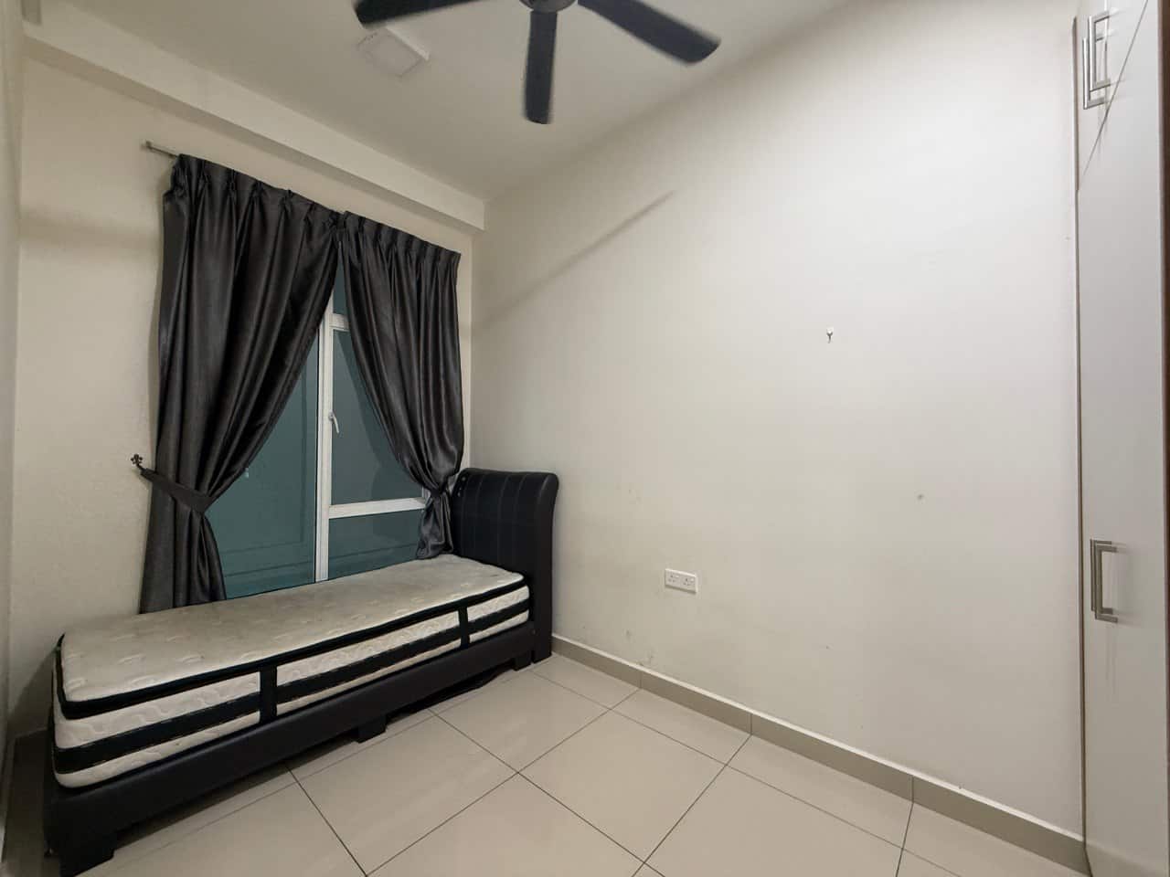 For Rent (RW9788)

M Condominium @ Larkin 
Block D… 6