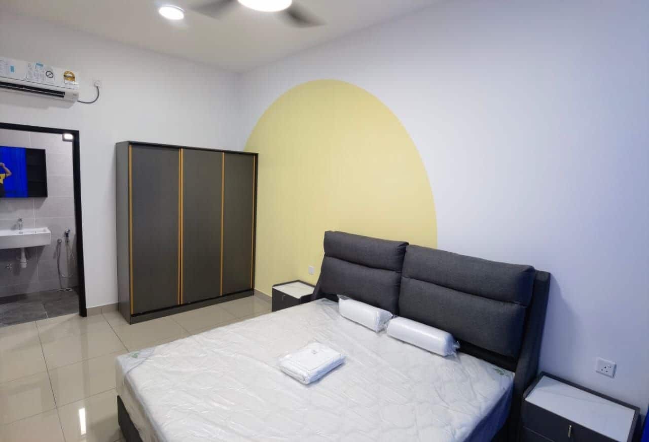 FOR RENT 

Twin Tower residence 
Floor: 11
Bedroom… 7