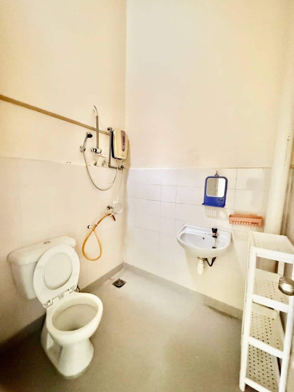 FOR RENT !!

Mount Austin – Austin Boulevard🏡 

📍 … 10