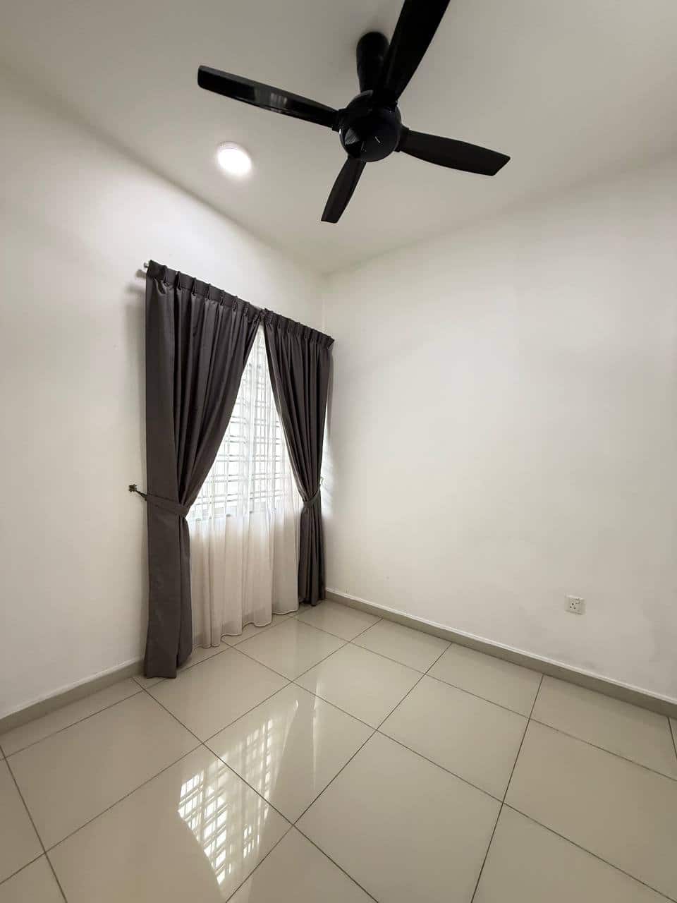 *Price Drop*
For rent

Bandar Dato Onn @Perjiranan… 5
