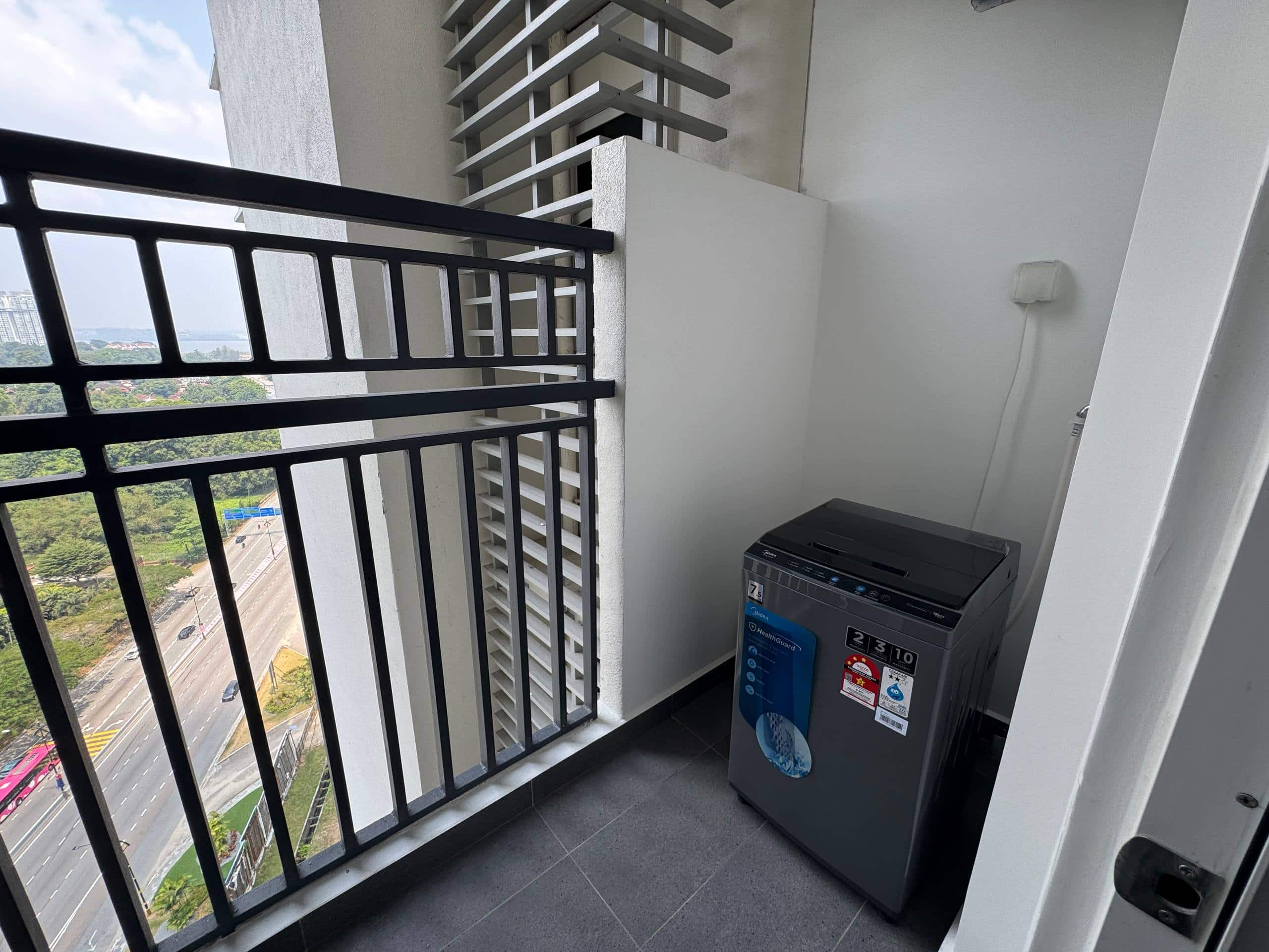 *For Rent*

MBW Bay-Florian Residence
Vista Tiara … 4
